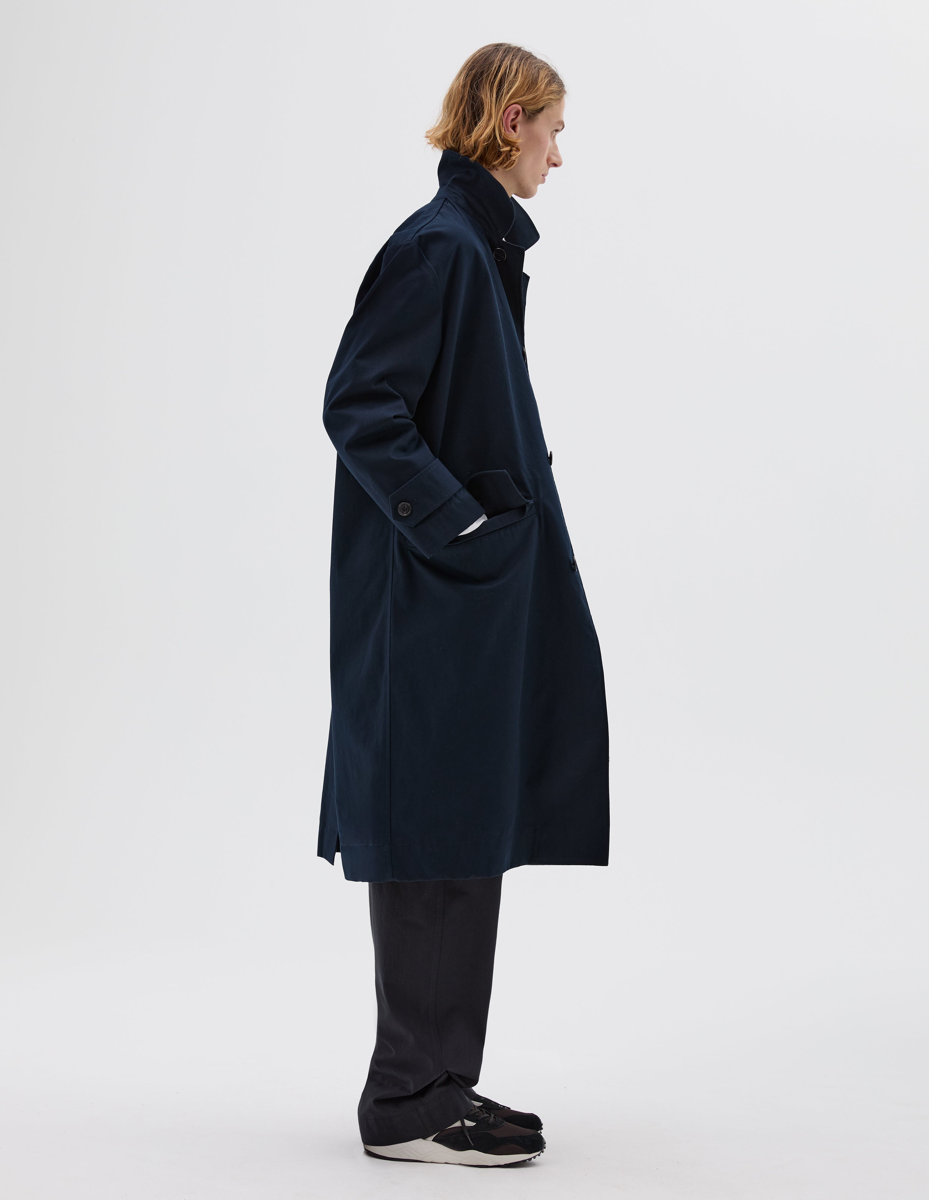 Dark navy cotton ventile Slant Pocket Mac | Margaret Howell