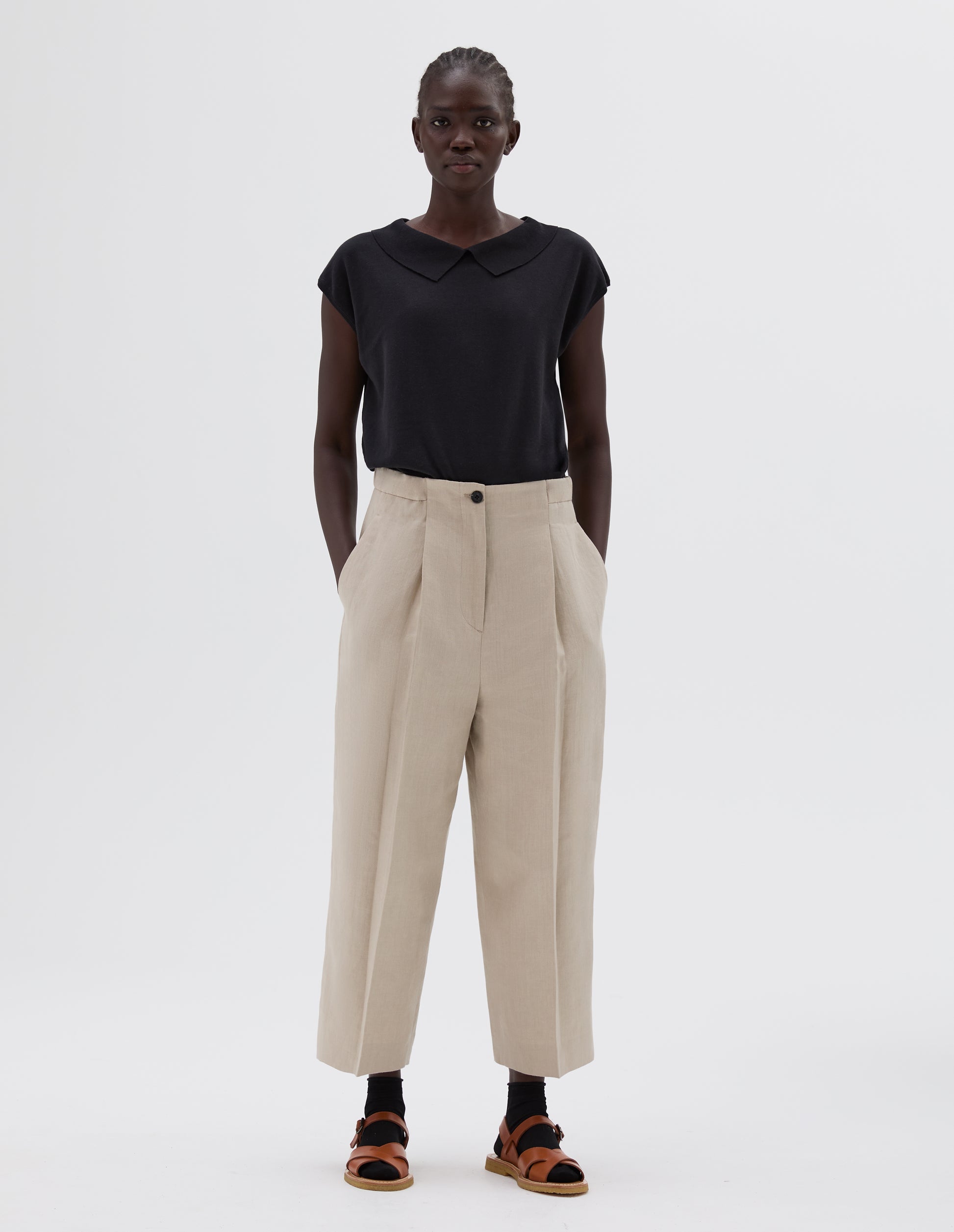 PLEATED FRONT CROPPED TROUSERS COMPACT LINEN YARNDYE NATURAL