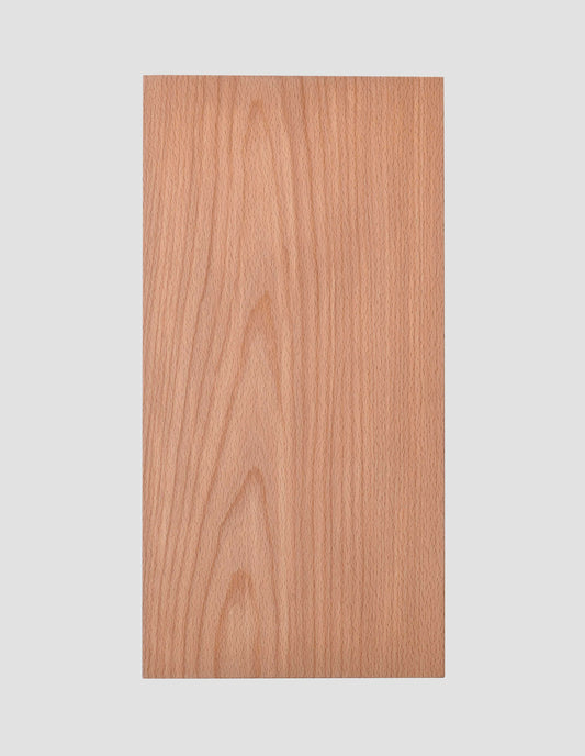 A flat lay view of the natural beech wood chopping board highlighting the beauty of the grain.