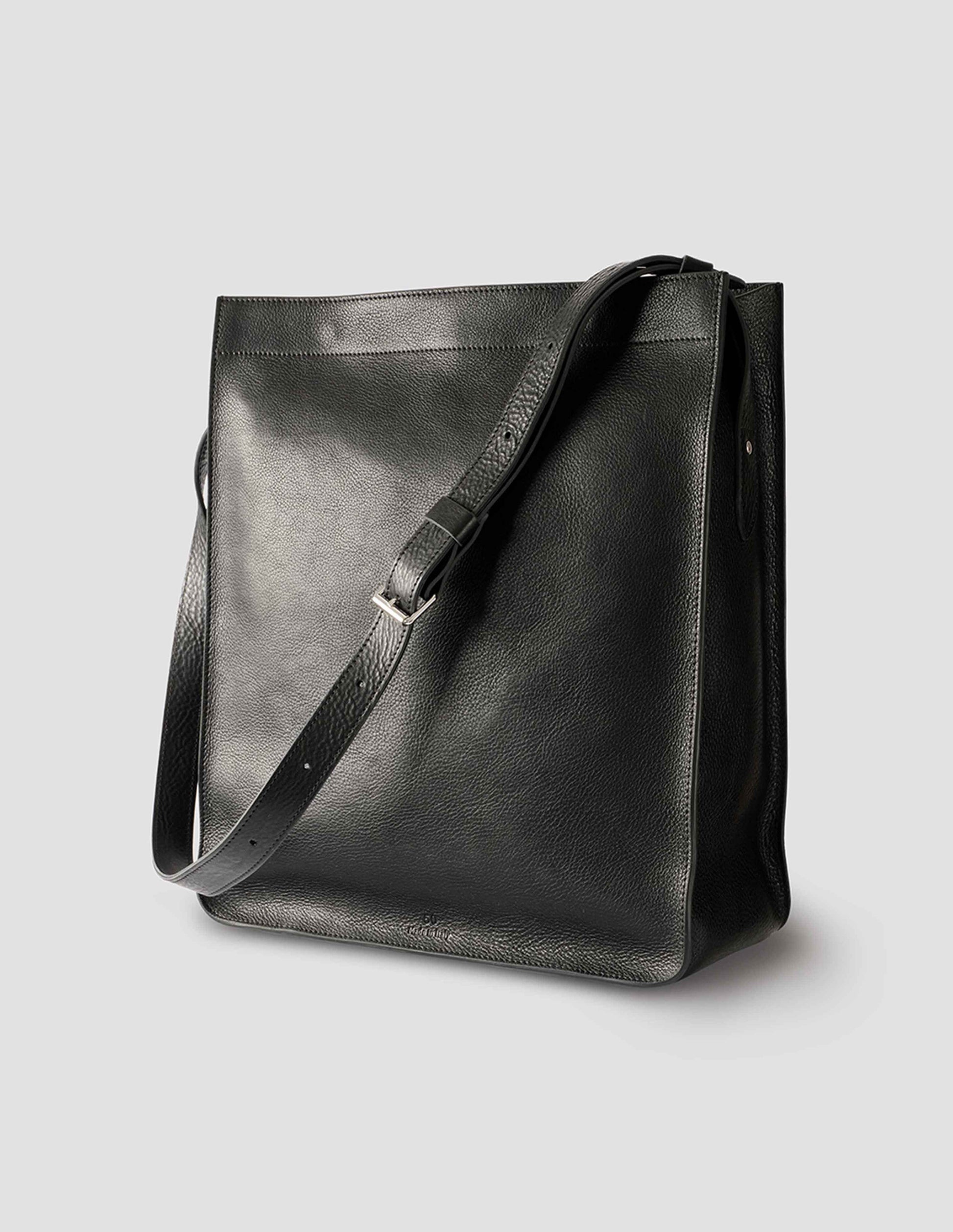 SHOULDER TOTE FINE GRAIN LEATHER BLACK – Margaret Howell