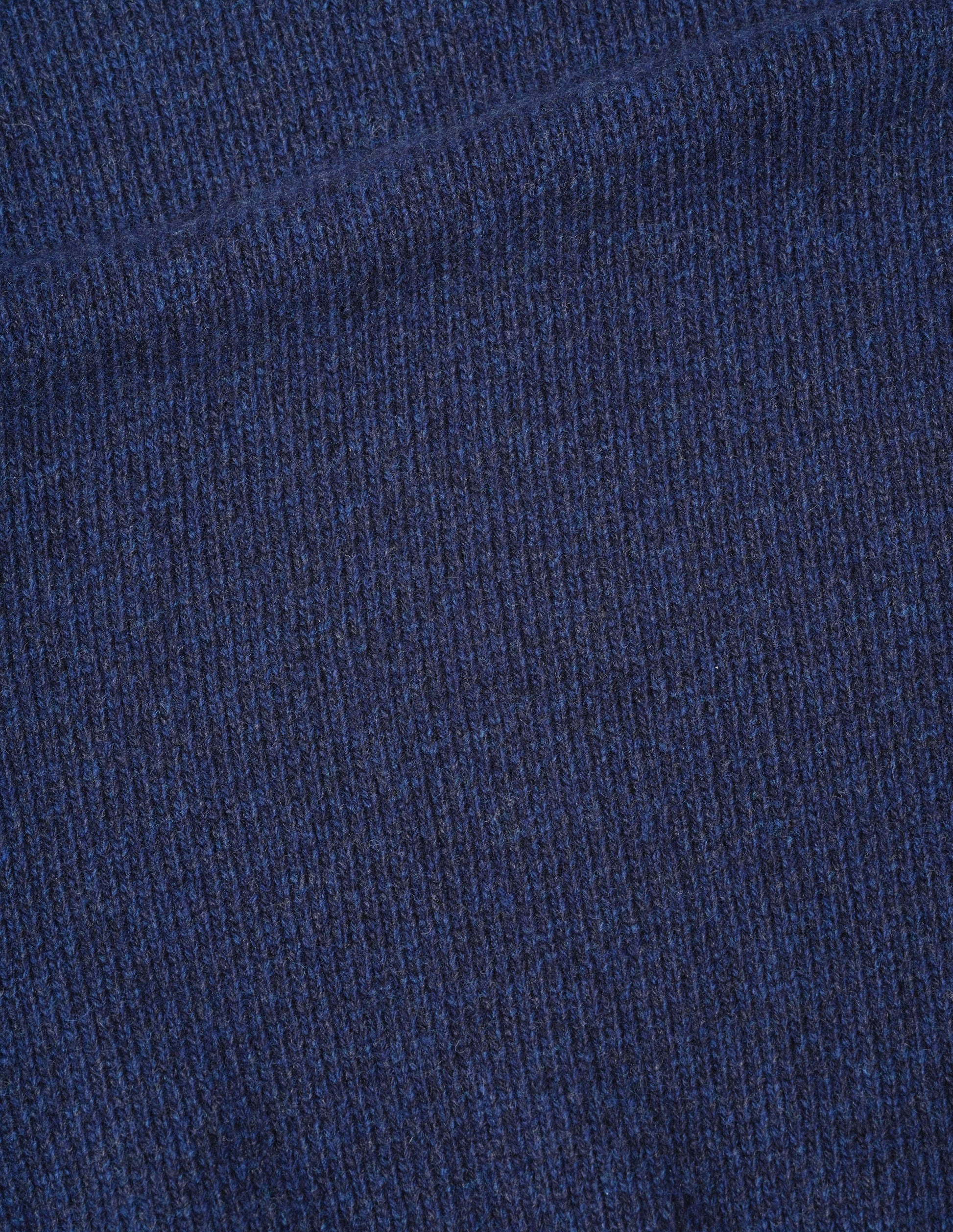 Blue lambswool cropped raglan jumper, fabric swatch.